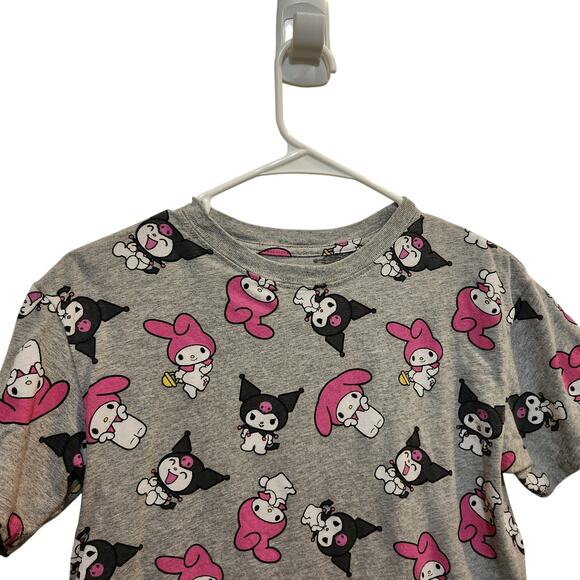 Sanrio Kuromi My Melody Short Sleeve Casual Cropped Top T-Shirt Gray Small - Picture 3 of 6